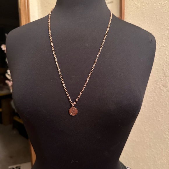 Vintage Disney Beauty & the Beast Necklace - Picture 2 of 2